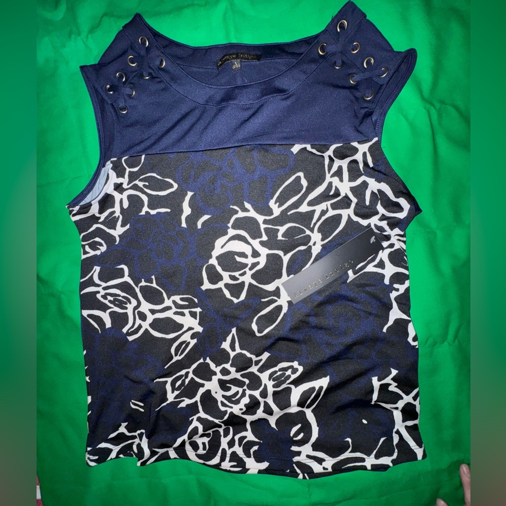 Elegant Navy and White Floral Tank Top